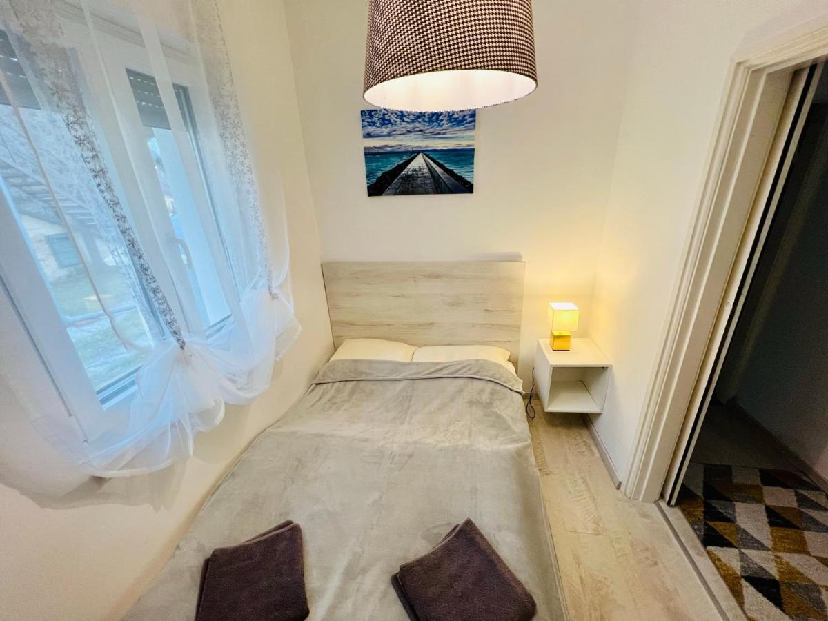 Balcsitthon Apartmanok Siofok Ngoại thất bức ảnh
